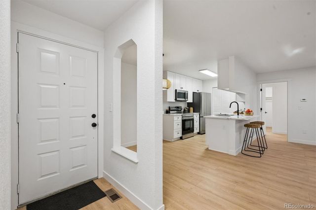 8015 W Eastman Place 101, Denver, CO 80227