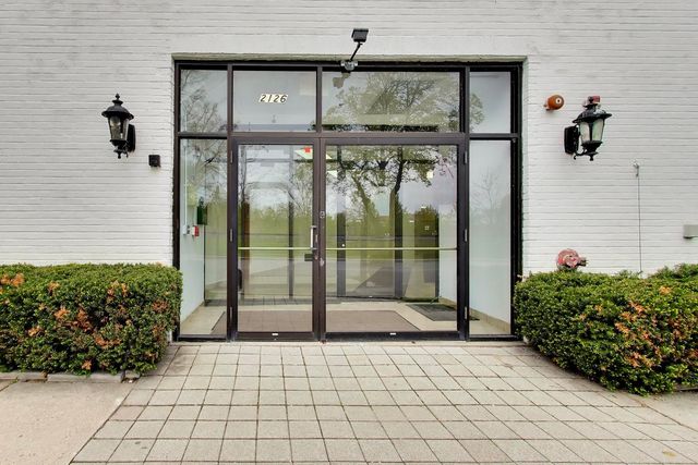 2126 1st Street, Highland Park, IL 60035