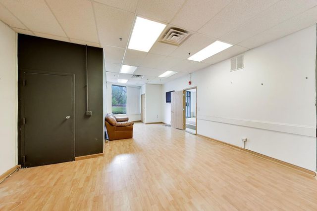 2126 1st Street, Highland Park, IL 60035