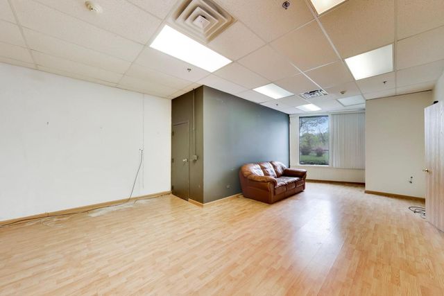 2126 1st Street, Highland Park, IL 60035
