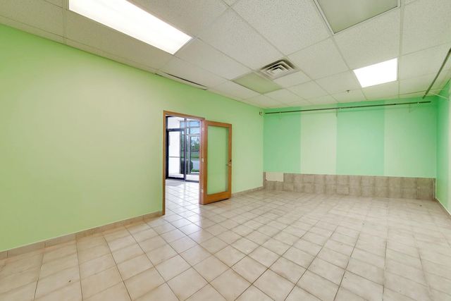 2126 1st Street, Highland Park, IL 60035