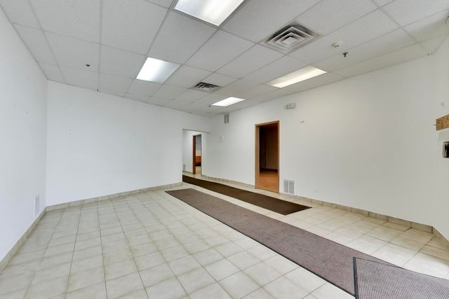 2126 1st Street, Highland Park, IL 60035