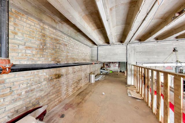2126 1st Street, Highland Park, IL 60035