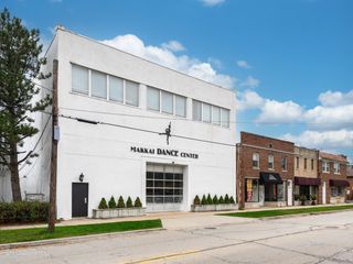 2126 1st Street, Highland Park, IL 60035