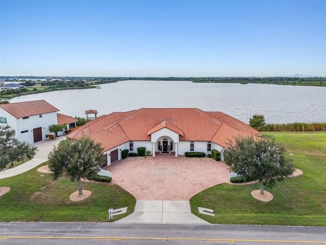 3215 GULF CITY ROAD, Ruskin, FL 33570