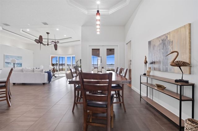 3215 GULF CITY ROAD, Ruskin, FL 33570