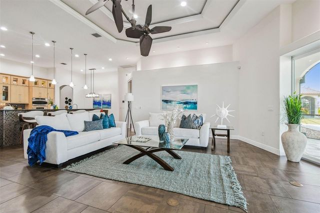 3215 GULF CITY ROAD, Ruskin, FL 33570