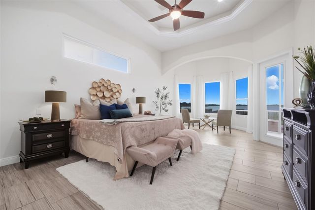 3215 GULF CITY ROAD, Ruskin, FL 33570