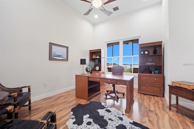 3215 GULF CITY ROAD, Ruskin, FL 33570