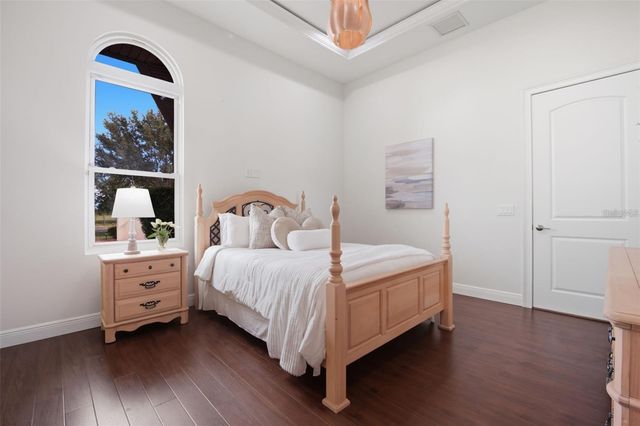 3215 GULF CITY ROAD, Ruskin, FL 33570