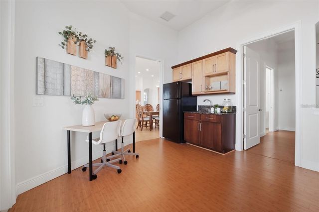 3215 GULF CITY ROAD, Ruskin, FL 33570