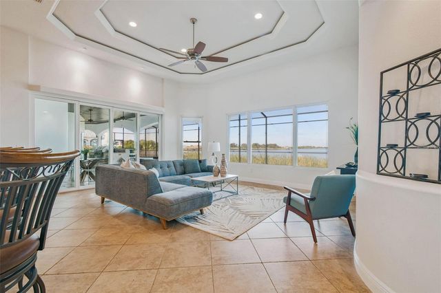 3215 GULF CITY ROAD, Ruskin, FL 33570