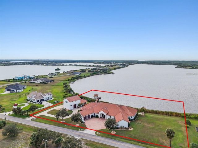 3215 GULF CITY ROAD, Ruskin, FL 33570