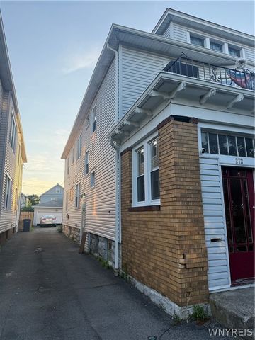 272 Commonwealth Avenue, Buffalo, NY 14216