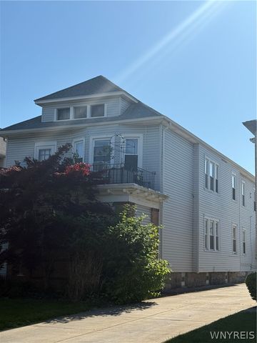 272 Commonwealth Avenue, Buffalo, NY 14216