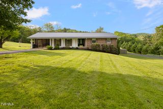 548 North Holston River Drive, Kingsport, TN 37660