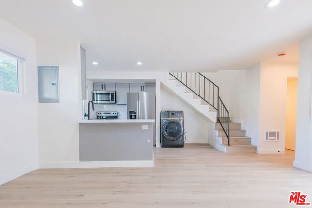 2757 Andreo 5, Torrance, CA 90501