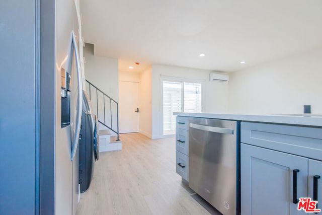 2757 Andreo 5, Torrance, CA 90501