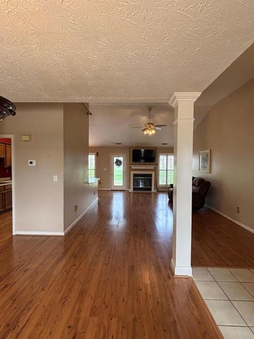 215 Mallard Drive, Frankfort, KY 40601