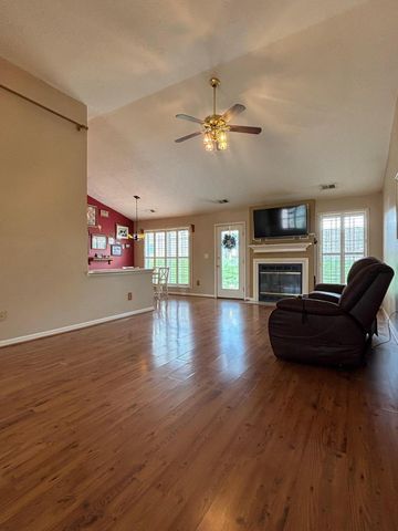 215 Mallard Drive, Frankfort, KY 40601