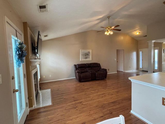 215 Mallard Drive, Frankfort, KY 40601