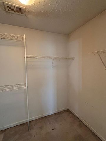 215 Mallard Drive, Frankfort, KY 40601