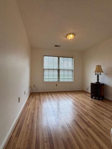 215 Mallard Drive, Frankfort, KY 40601