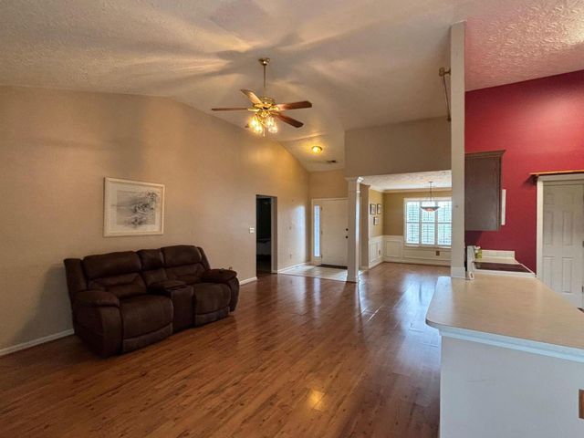 215 Mallard Drive, Frankfort, KY 40601