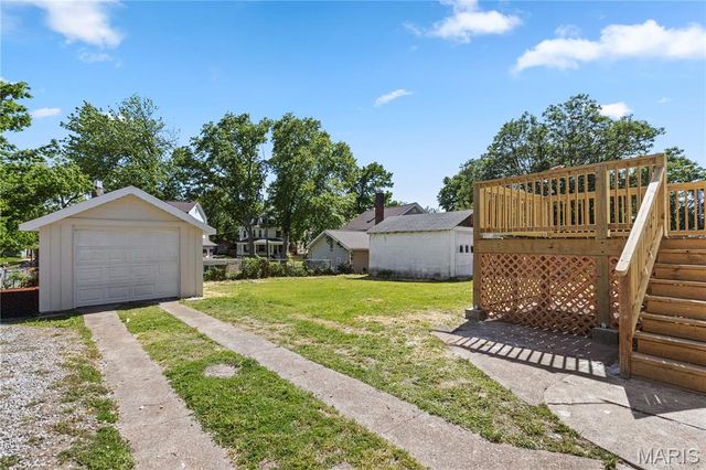 7356 Marietta Avenue, Maplewood, MO 63143