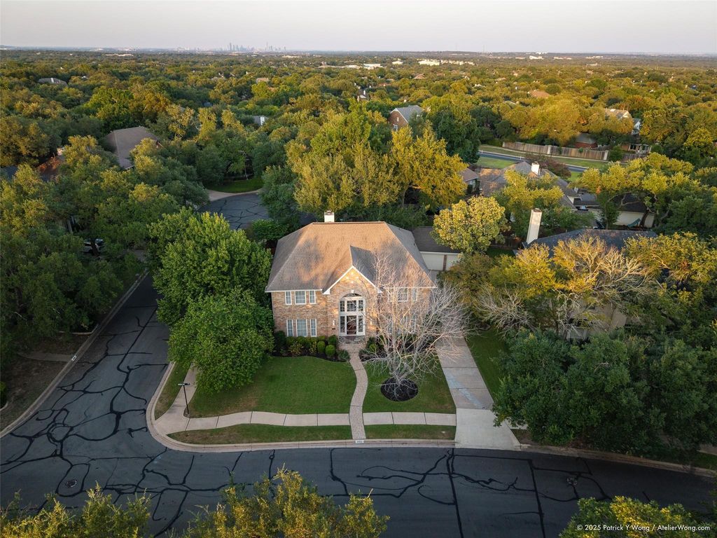6553 Needham LN, Austin, TX 78739