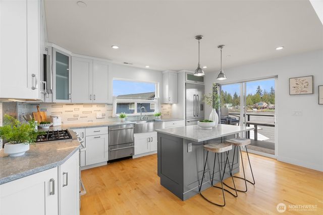 20314 Church Lake Drive E, Bonney Lake, WA 98391