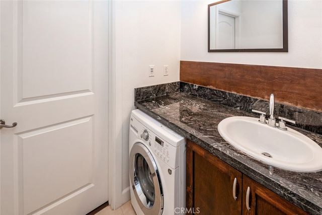 770 W Imperial Avenue, El Segundo, CA 90245
