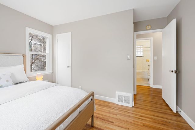 2909 Kentucky Avenue S, Saint Louis Park, MN 55426