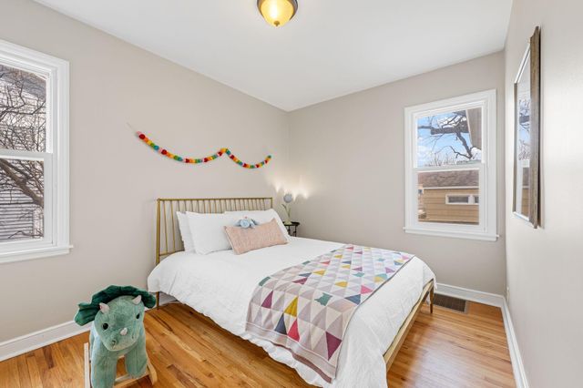 2909 Kentucky Avenue S, Saint Louis Park, MN 55426