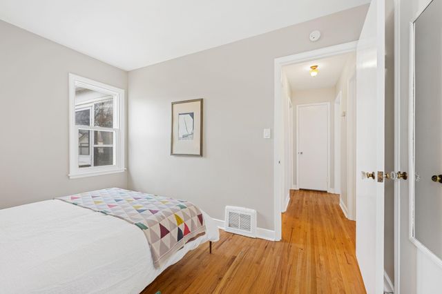 2909 Kentucky Avenue S, Saint Louis Park, MN 55426