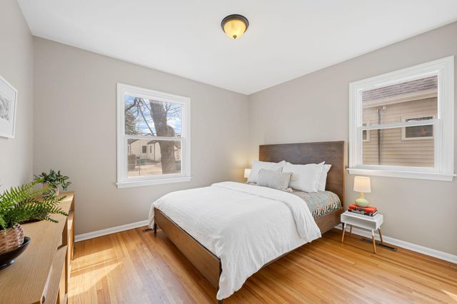 2909 Kentucky Avenue S, Saint Louis Park, MN 55426