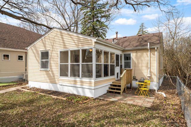2909 Kentucky Avenue S, Saint Louis Park, MN 55426