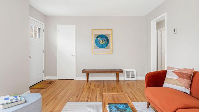 2909 Kentucky Avenue S, Saint Louis Park, MN 55426