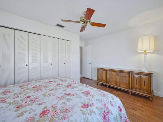 2020 SW 17th Avenue, Boynton Beach, FL 33426