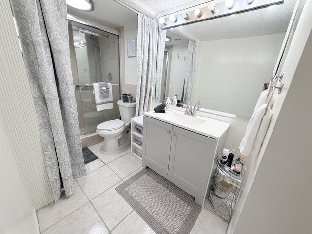 3040 Holiday Springs Blvd 110, Margate, FL 33063