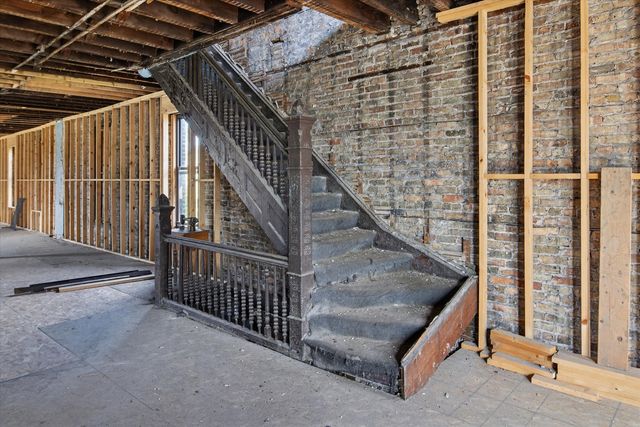 816 S California Avenue, Chicago, IL 60612
