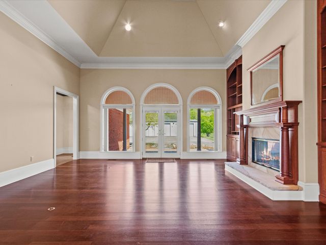 954 Molino Rd, Fayetteville, TN 37334