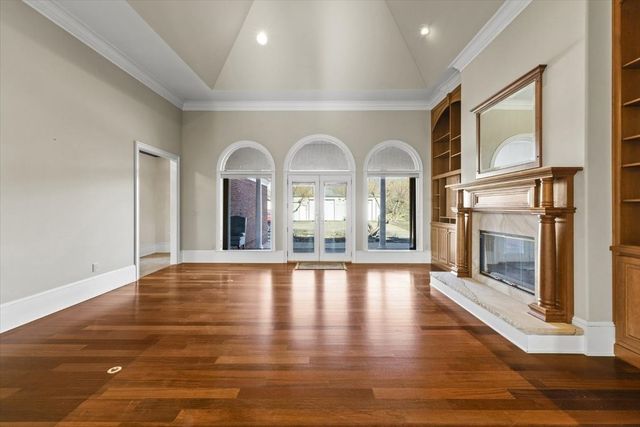 954 Molino Rd, Fayetteville, TN 37334