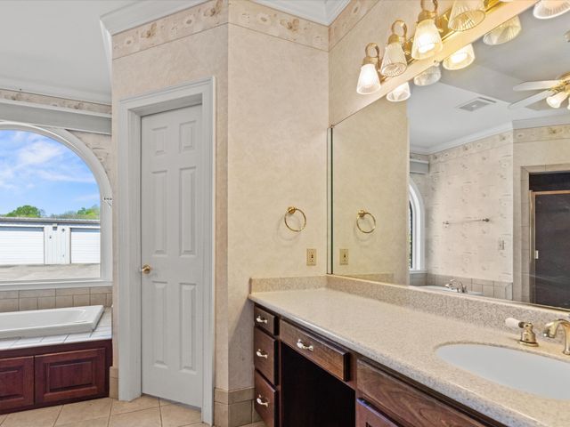 954 Molino Rd, Fayetteville, TN 37334
