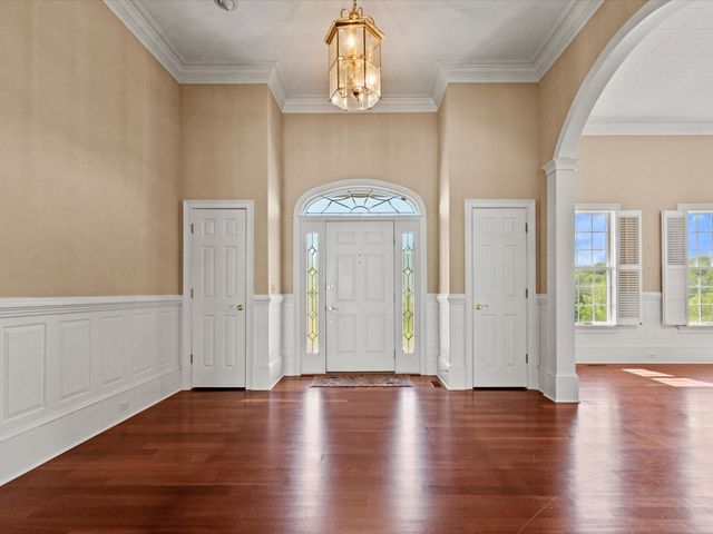 954 Molino Rd, Fayetteville, TN 37334