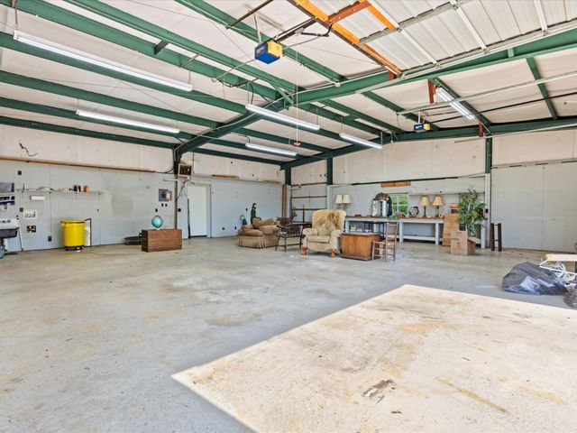 954 Molino Rd, Fayetteville, TN 37334
