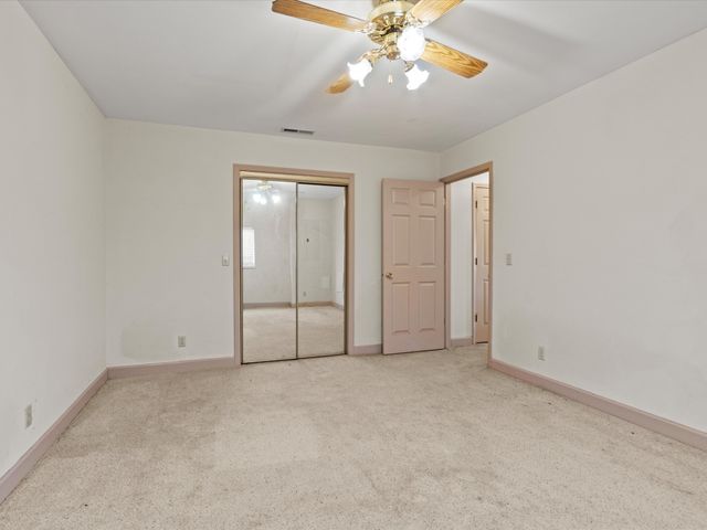954 Molino Rd, Fayetteville, TN 37334