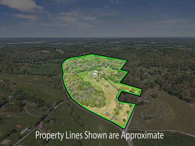 954 Molino Rd, Fayetteville, TN 37334