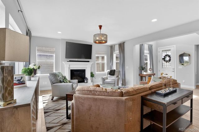 17577 W 87th Avenue, Arvada, CO 80007