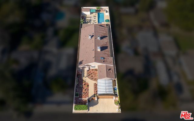 6015 Topeka Drive, Tarzana, CA 91356